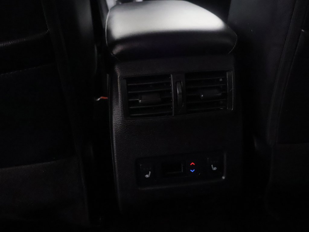 Used 2023 Mitsubishi Outlander SEL image 43