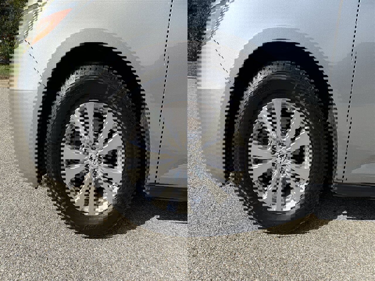 Used 2017 Honda Odyssey EX-L image 24