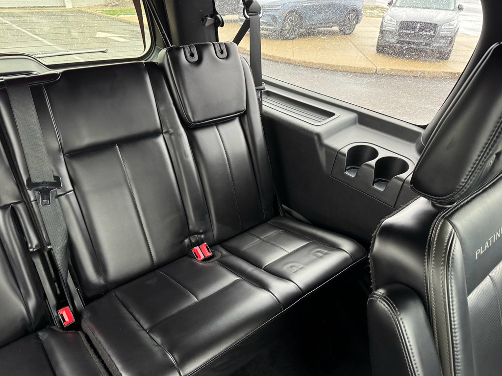 Used 2017 Ford Expedition EL Platinum image 16