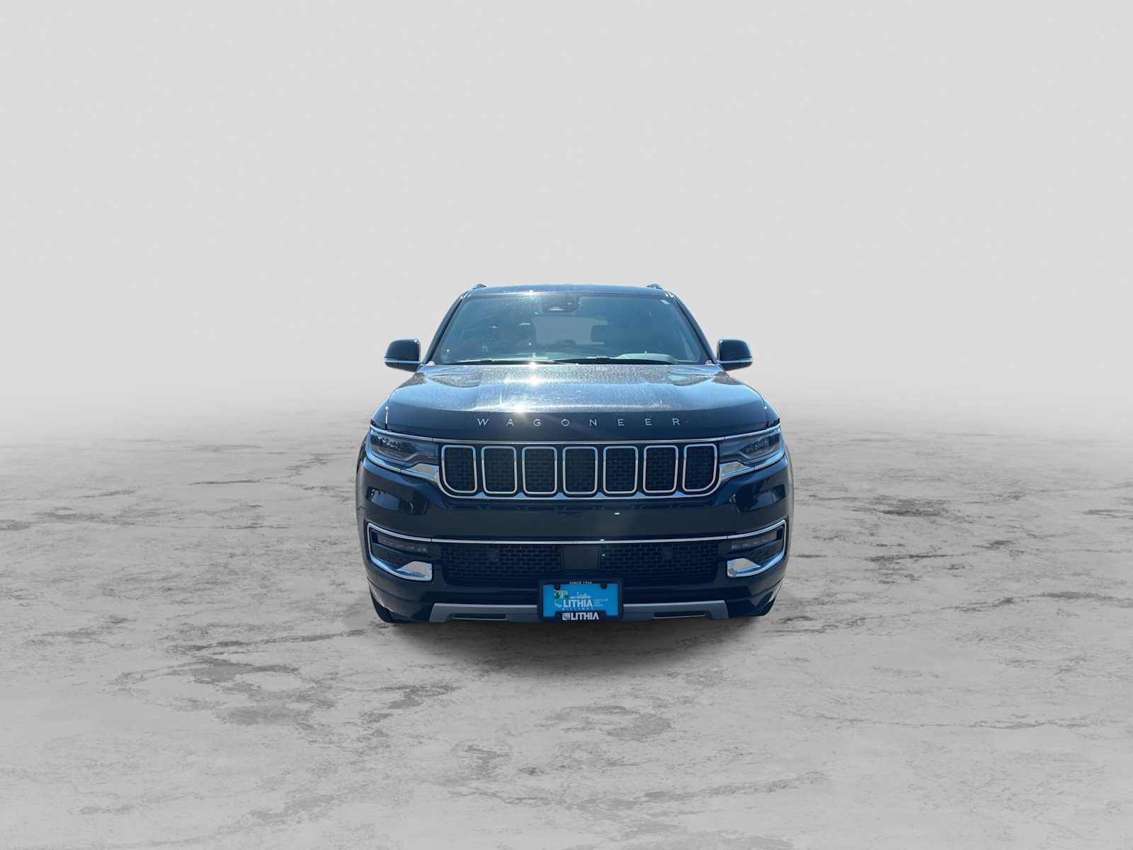 Certified 2024 Jeep Wagoneer L Series II w/ Flexible Seating Group AWD/4WD image 3