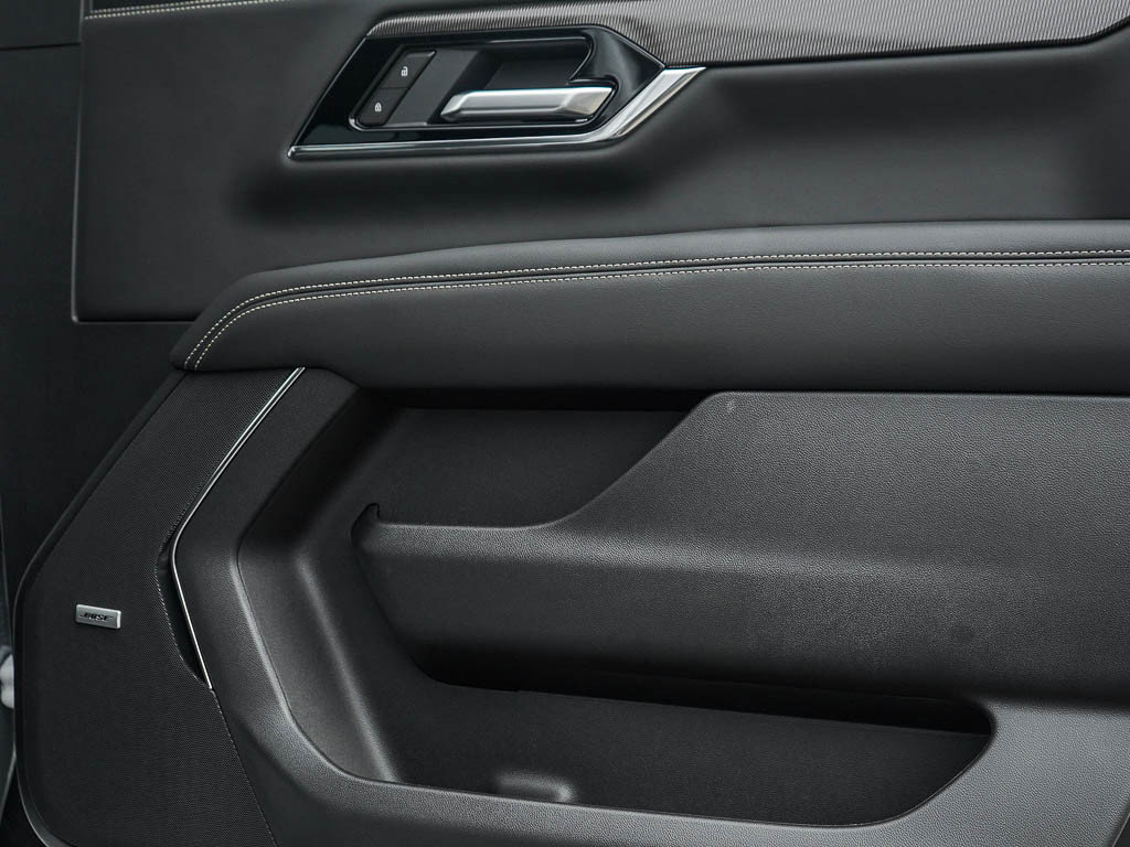 New 2026 GMC Yukon XL Elevation w/ LPO, Floor Liner Package image 10