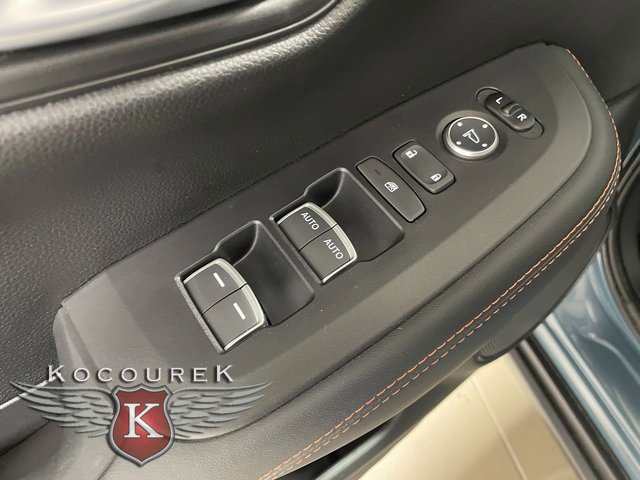 Used 2025 Honda HR-V Sport image 19