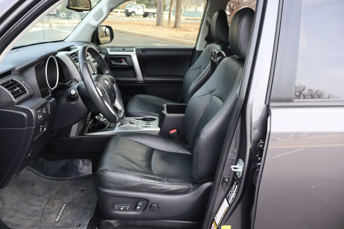 Used 2012 Toyota 4Runner Limited image 19