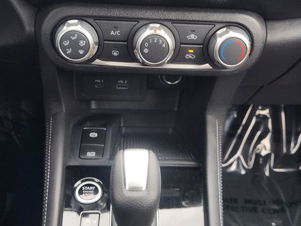 Used 2023 Nissan Kicks SV image 19