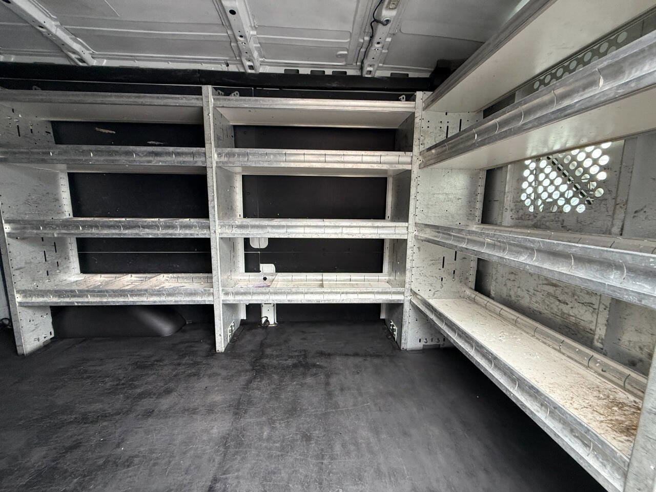 Used 2018 Ford Transit 350 148 Medium Roof RWD image 10