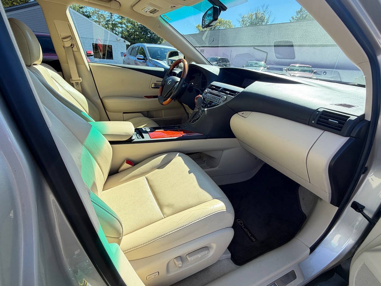 Used 2011 Lexus RX 350 AWD w/ Premium Pkg image 11