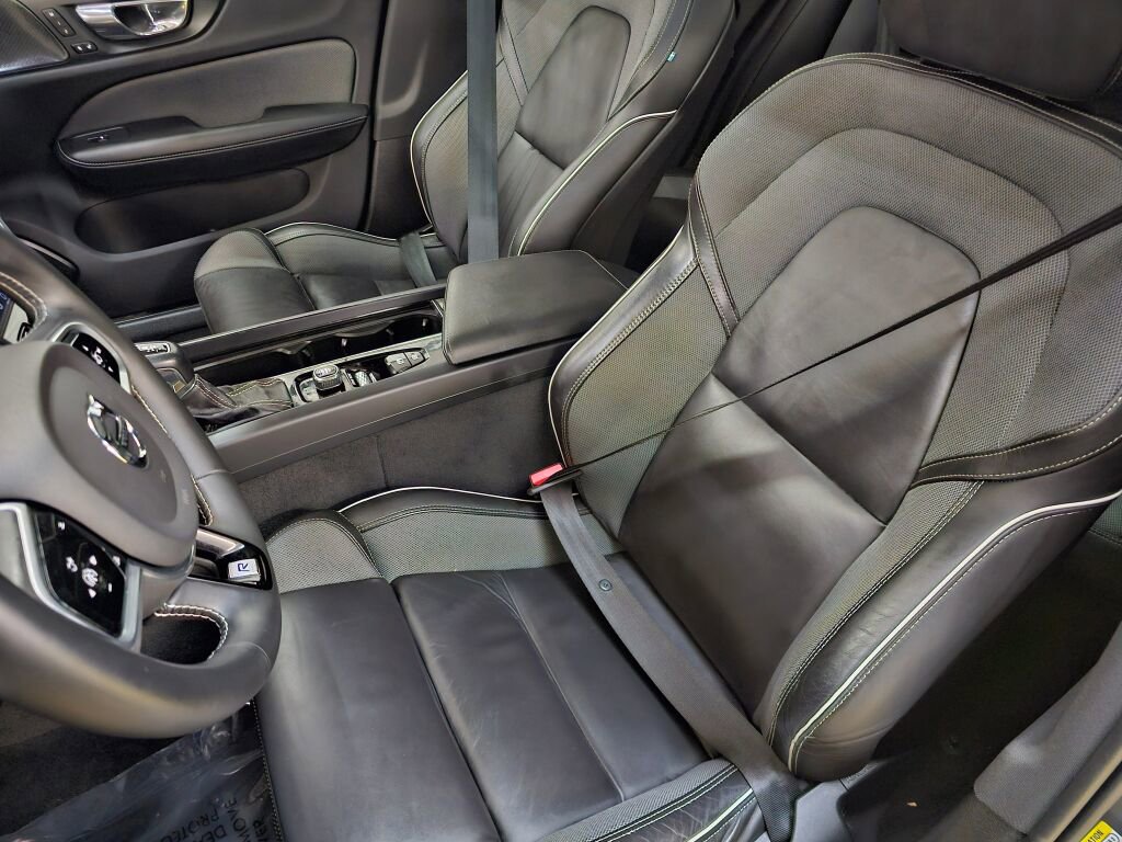 Used 2019 Volvo S60 T5 R-Design FWD image 22