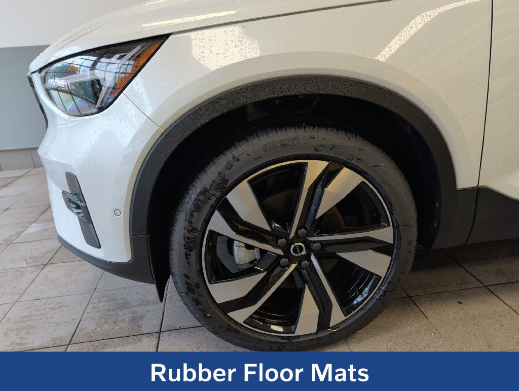 New 2026 Volvo XC40 B5 Plus w/ Protection Package Premier AWD/4WD image 36