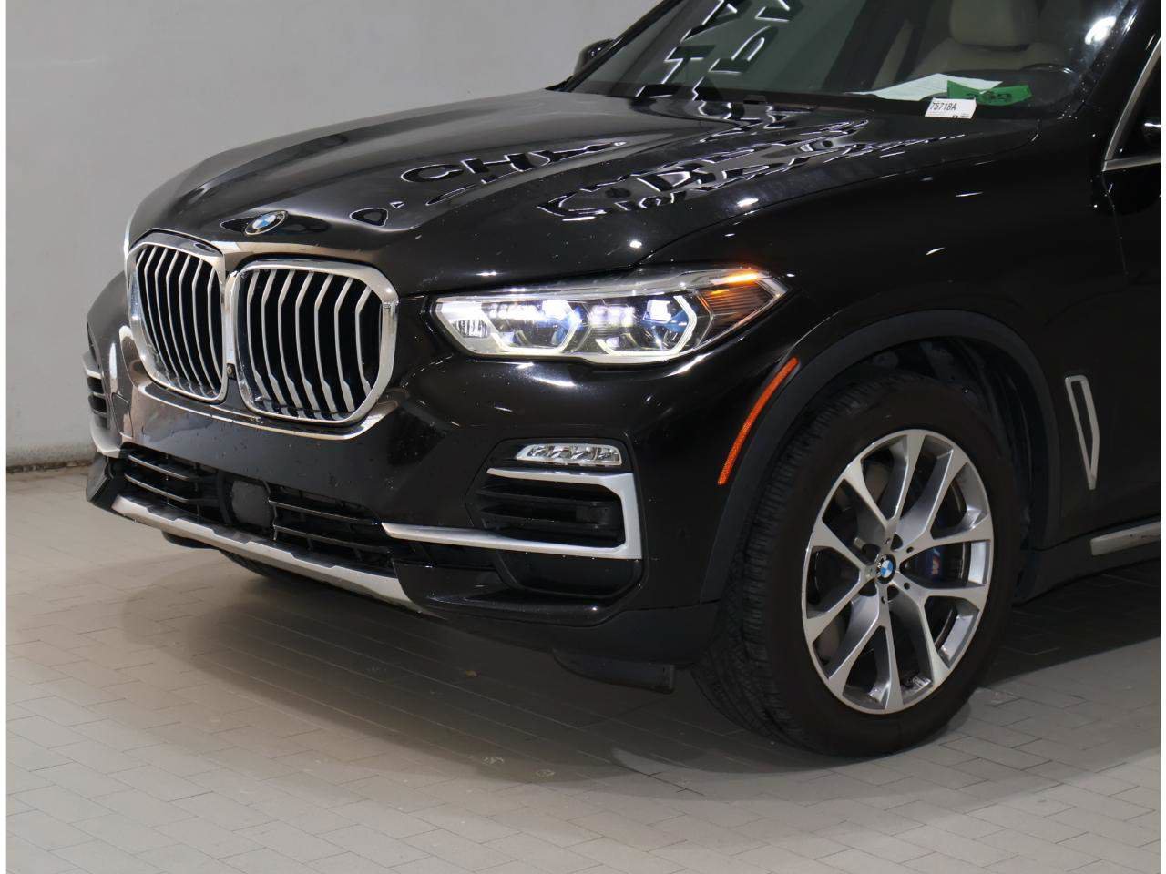 Used 2019 BMW X5 xDrive40i w/ Premium Package AWD/4WD image 2