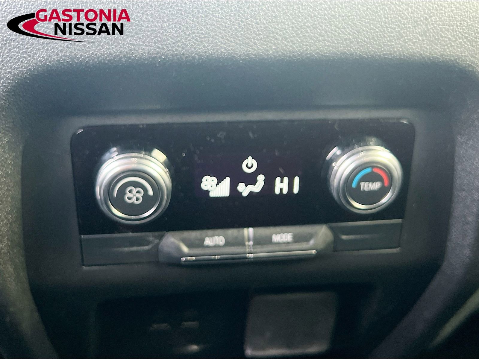 Used 2025 GMC Acadia Elevation image 33