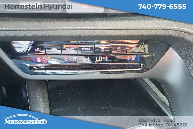 Used 2022 Buick Envision Avenir w/ Technology Package II AWD/4WD image 24