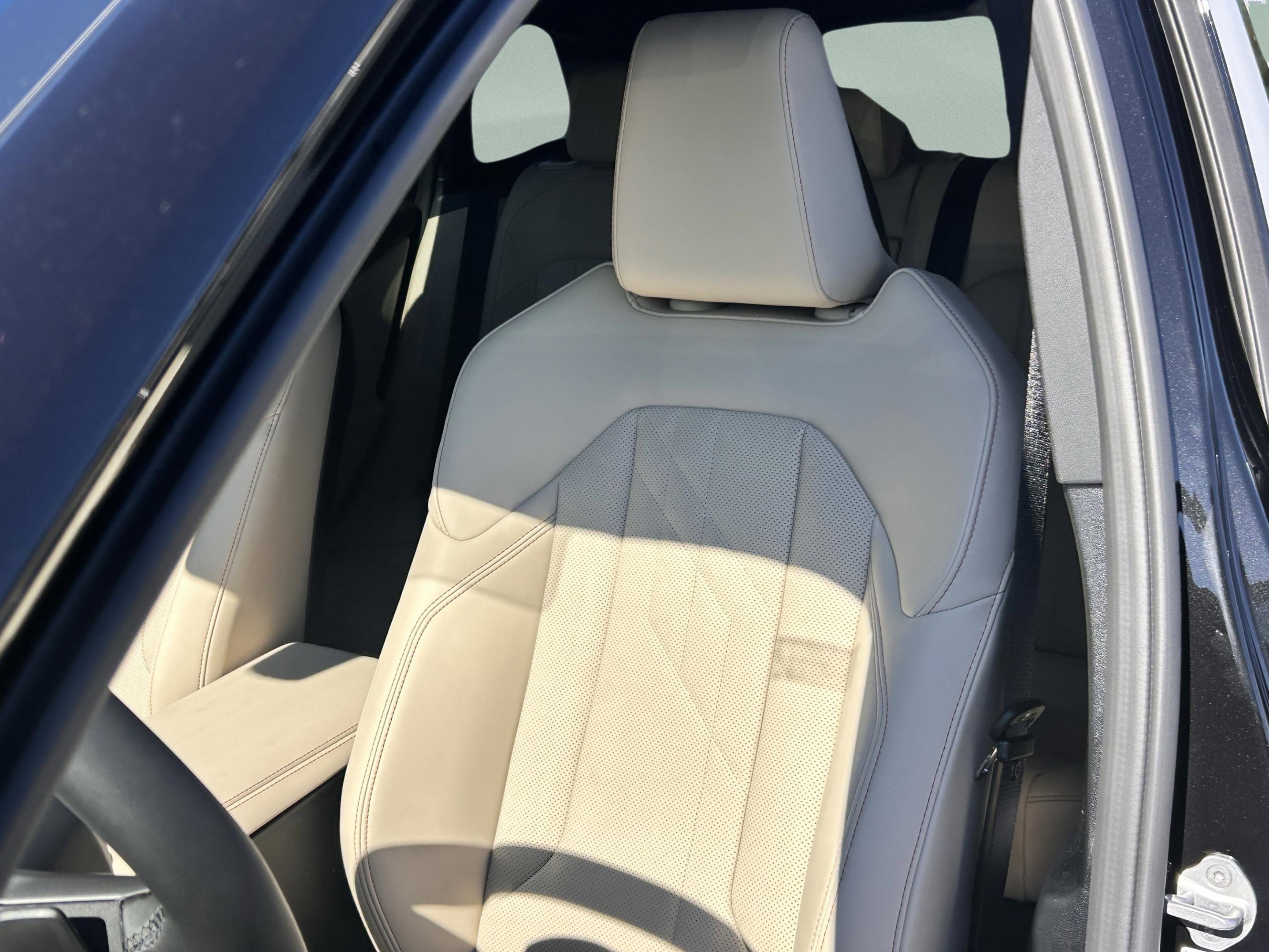 Used 2026 BMW X3 xDrive30 w/ Premium Package image 15