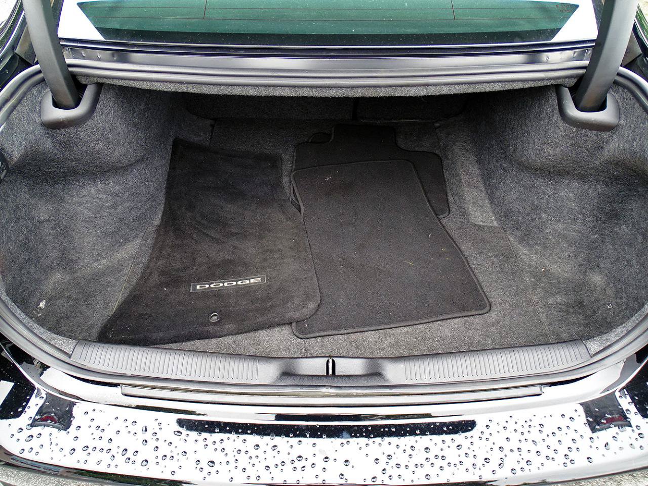 Used 2022 Dodge Charger SXT RWD image 16