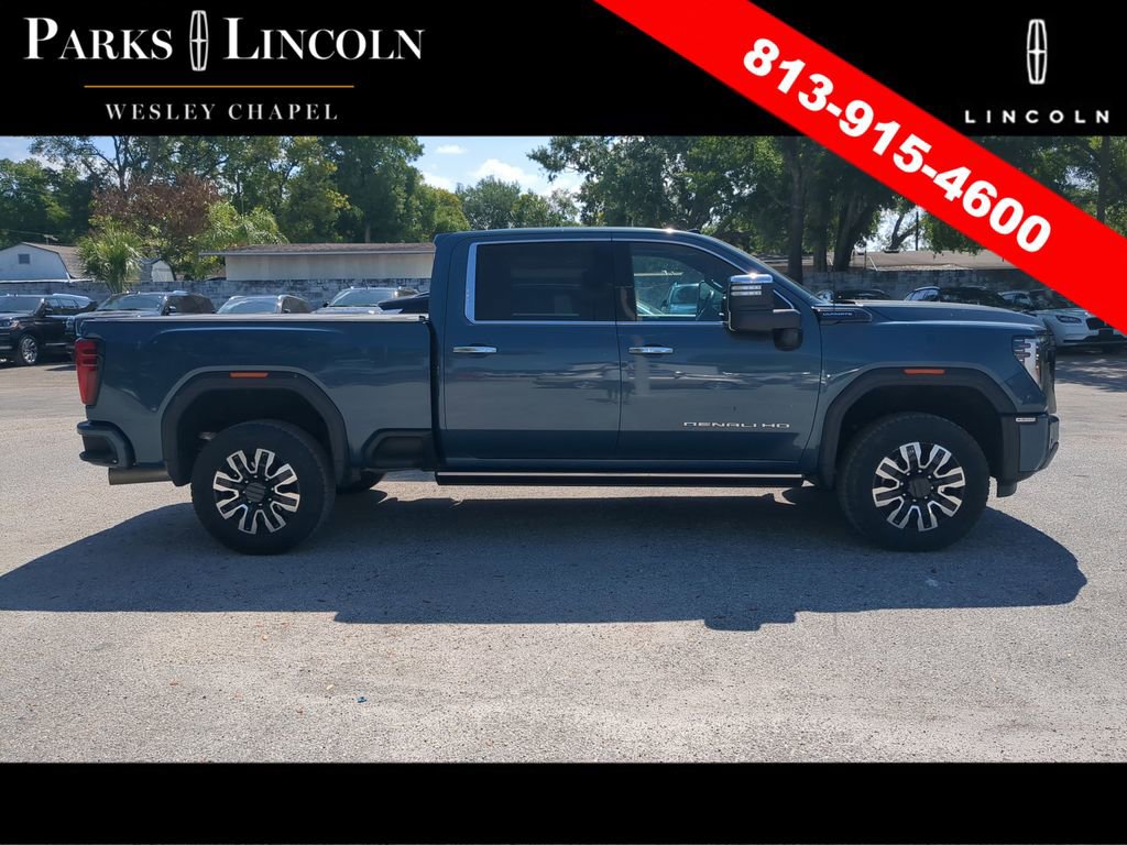 Used 2025 GMC Sierra 2500 Denali Ultimate AWD/4WD image 11