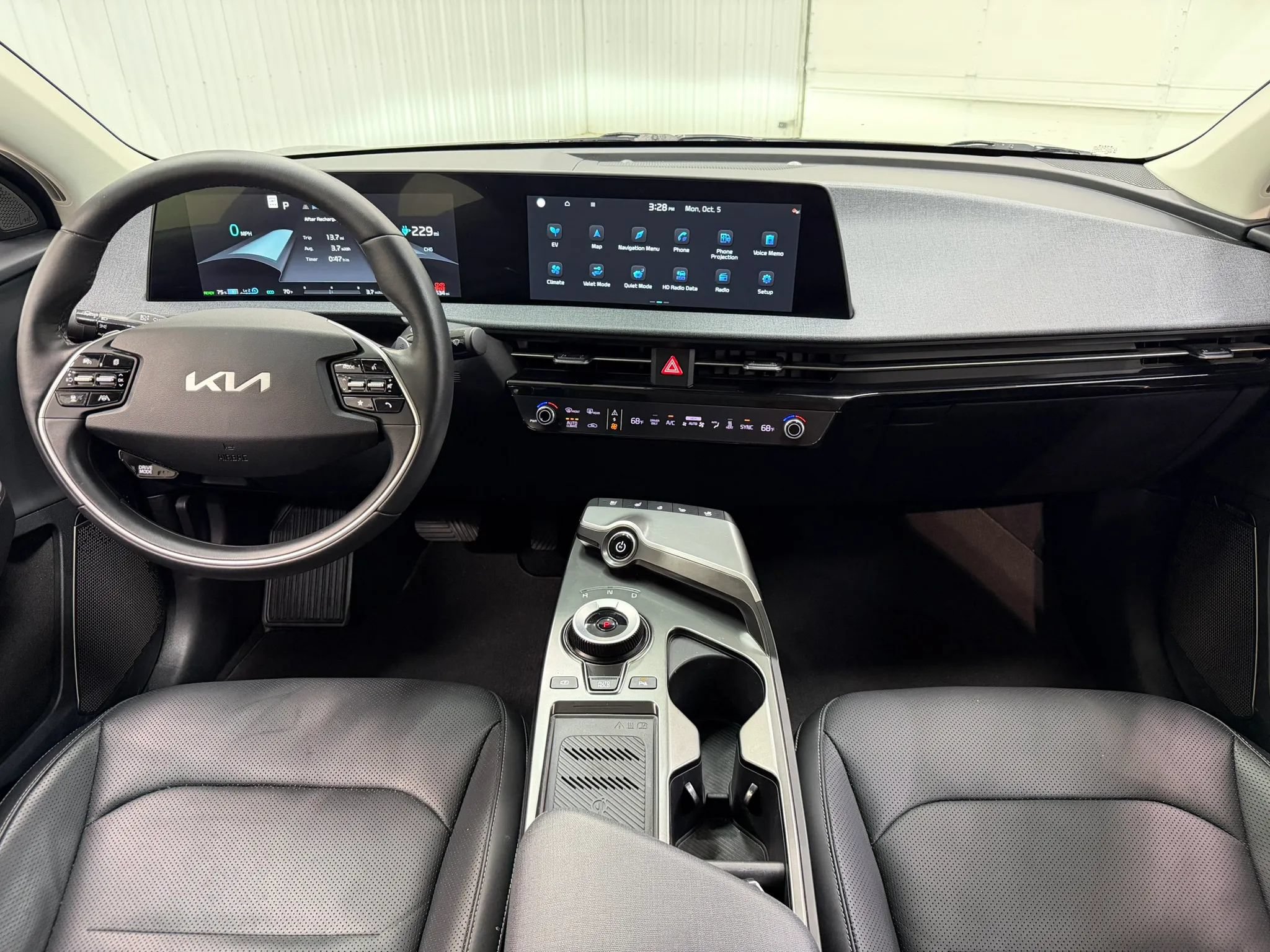 Used 2022 Kia EV6 Wind w/ Wind Technology Package AWD/4WD image 13