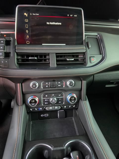 Used 2024 GMC Yukon XL AT4 w/ AT4 Premium Plus Package AWD/4WD image 34