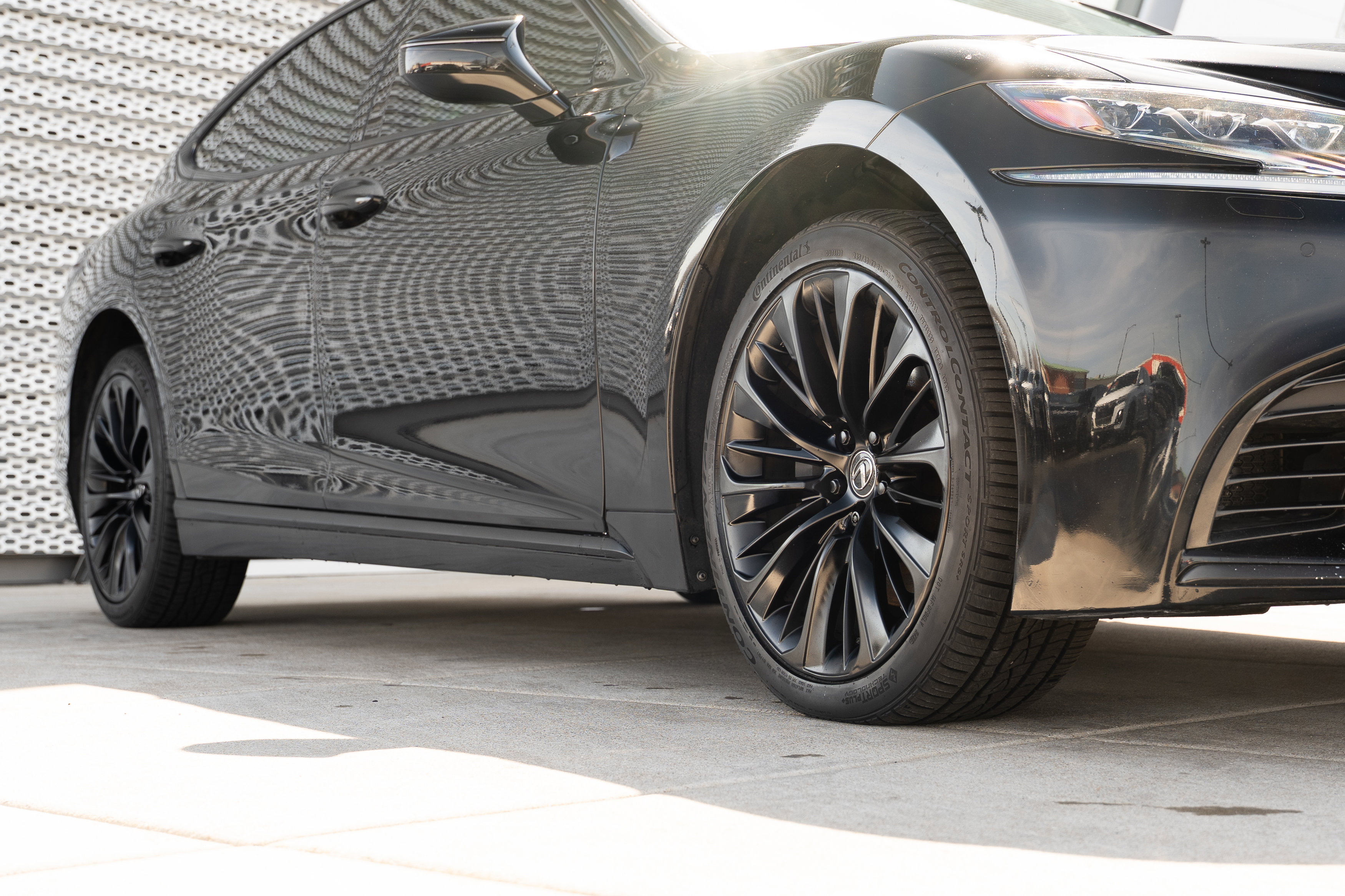 Used 2018 Lexus LS 500 AWD w/ Interior Upgrade Package image 39