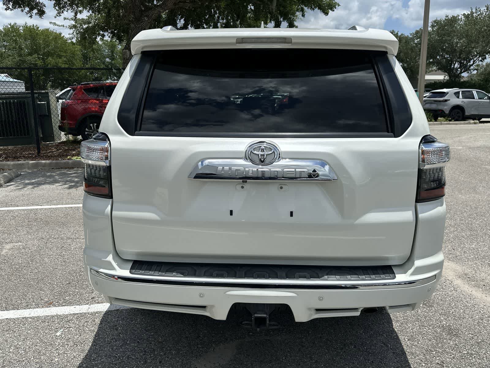 Used 2018 Toyota 4Runner Limited AWD/4WD image 7