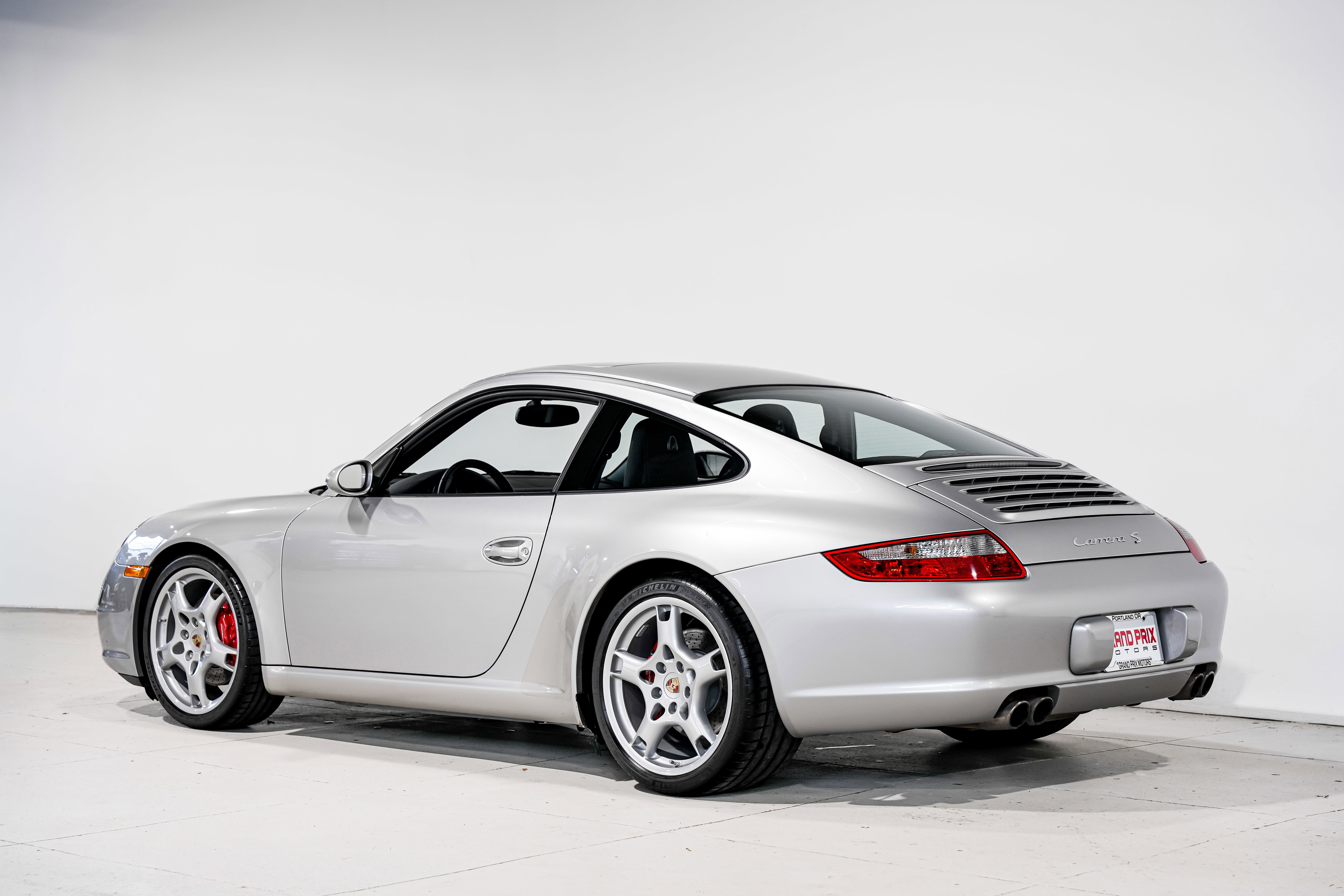 Used 2006 Porsche 911 Carrera S image 8