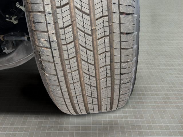 New 2026 Jeep Grand Cherokee Altitude image 11