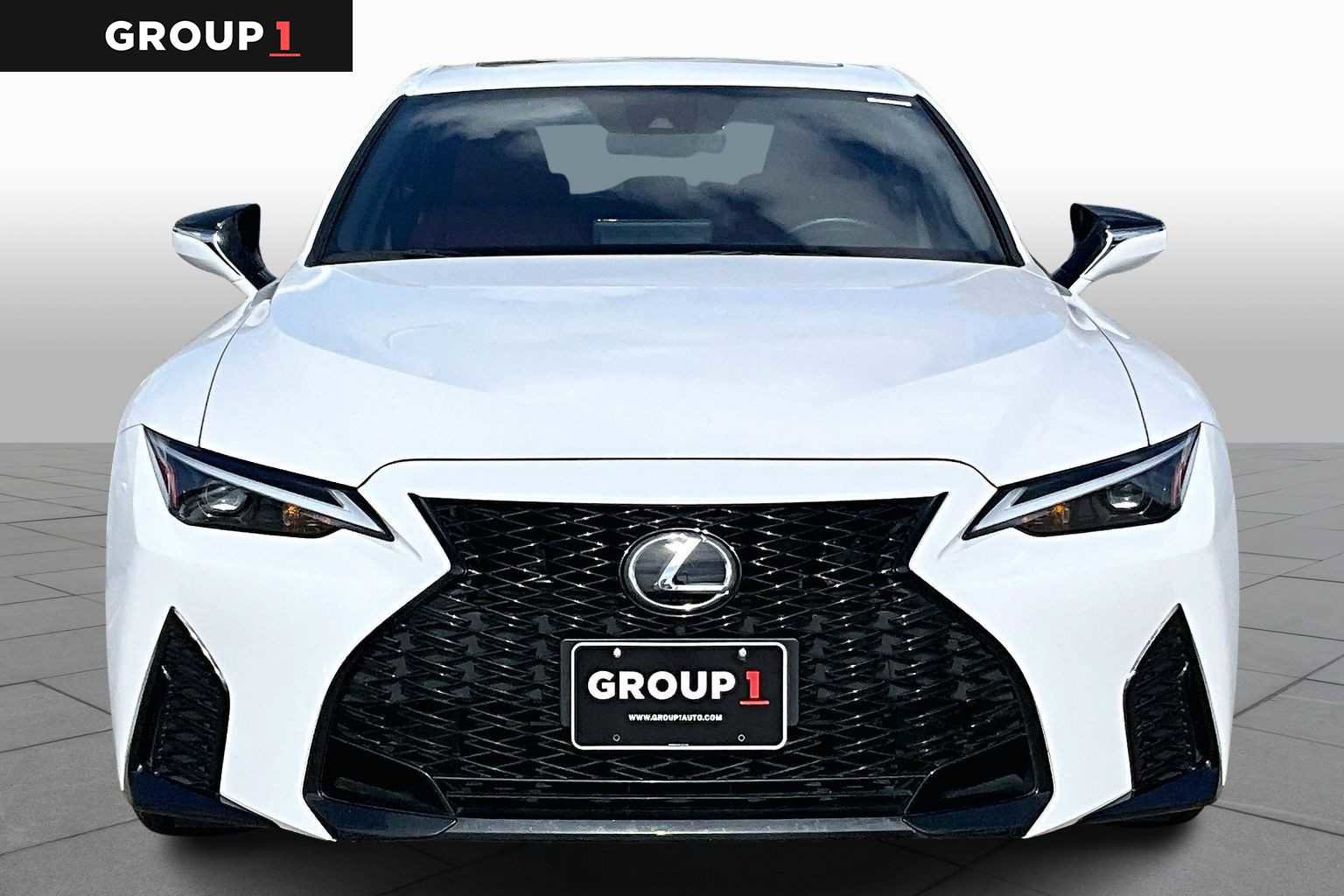 Certified 2025 Lexus IS 350 F Sport image 3