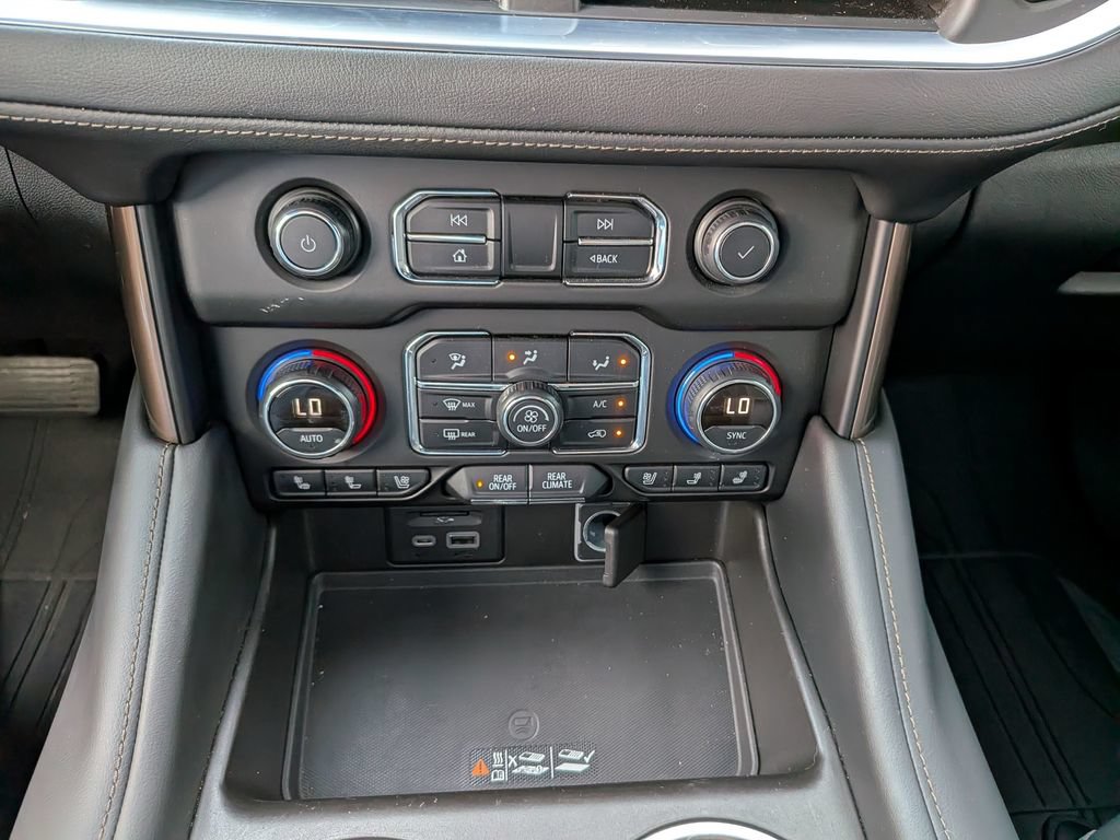 Used 2021 Chevrolet Tahoe High Country AWD/4WD image 21