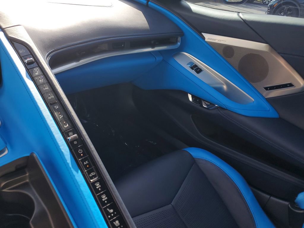 Used 2023 Chevrolet Corvette Stingray Premium Conv w/ Z51 Performance Package image 25
