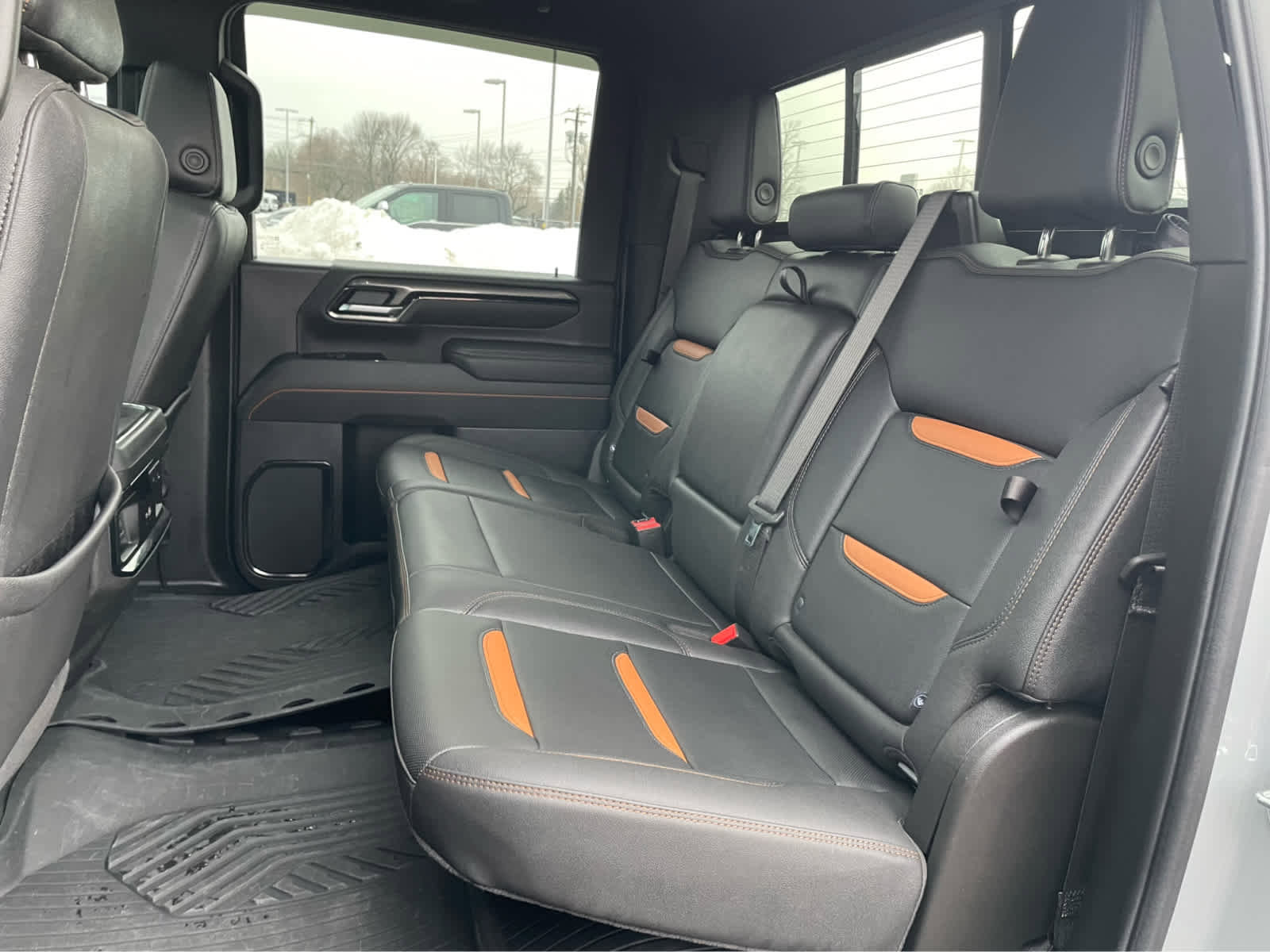 Used 2025 GMC Sierra 2500 AT4 w/ AT4 Premium Plus Package image 34