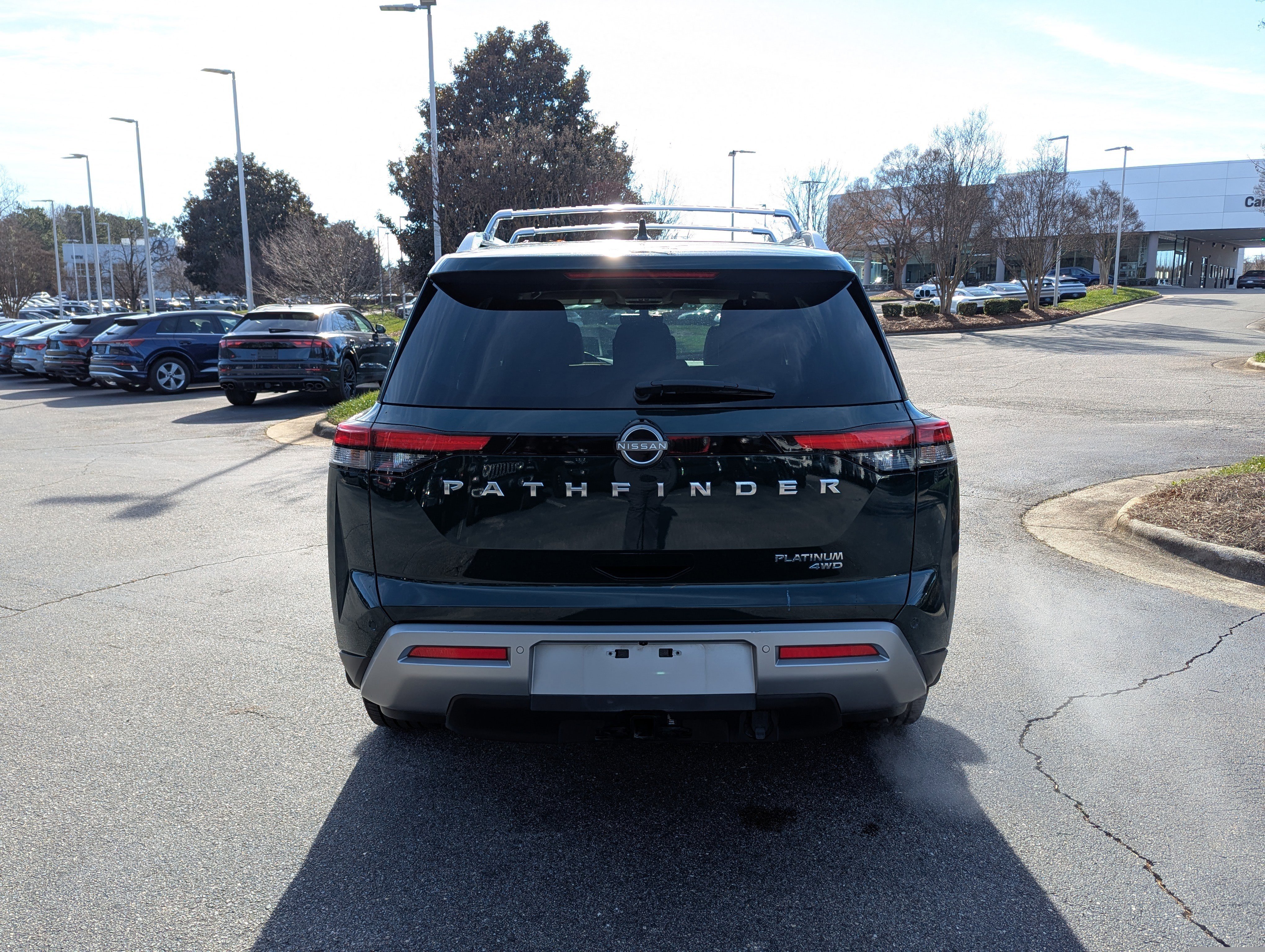 Used 2023 Nissan Pathfinder Platinum w/ Cargo Package image 6