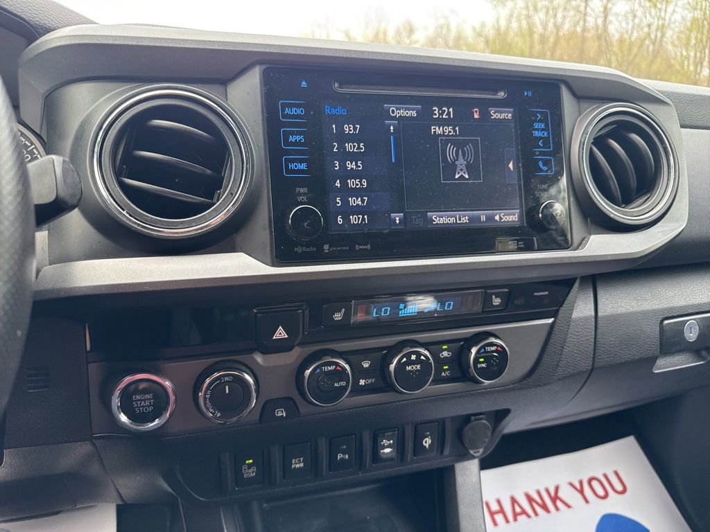 Used 2016 Toyota Tacoma TRD Off-Road w/ Premium & Technology Package AWD/4WD image 22