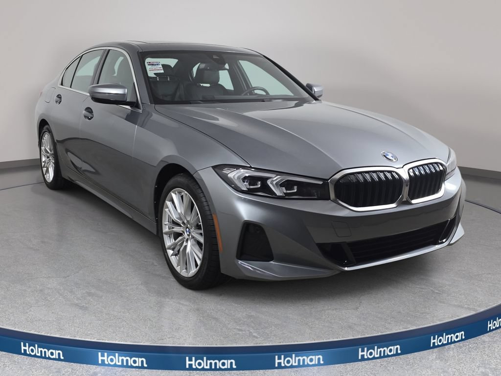 Used 2024 BMW 330i xDrive Sedan w/ Premium Package AWD/4WD image 4