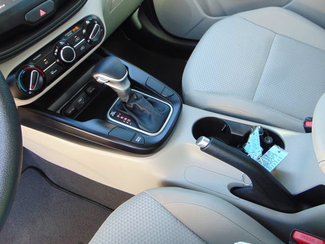 Used 2021 Kia Soul LX FWD image 14