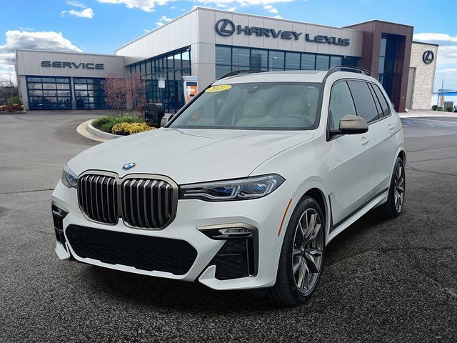 Used 2021 BMW X7 M50i w/ Dynamic Handling Package image 1