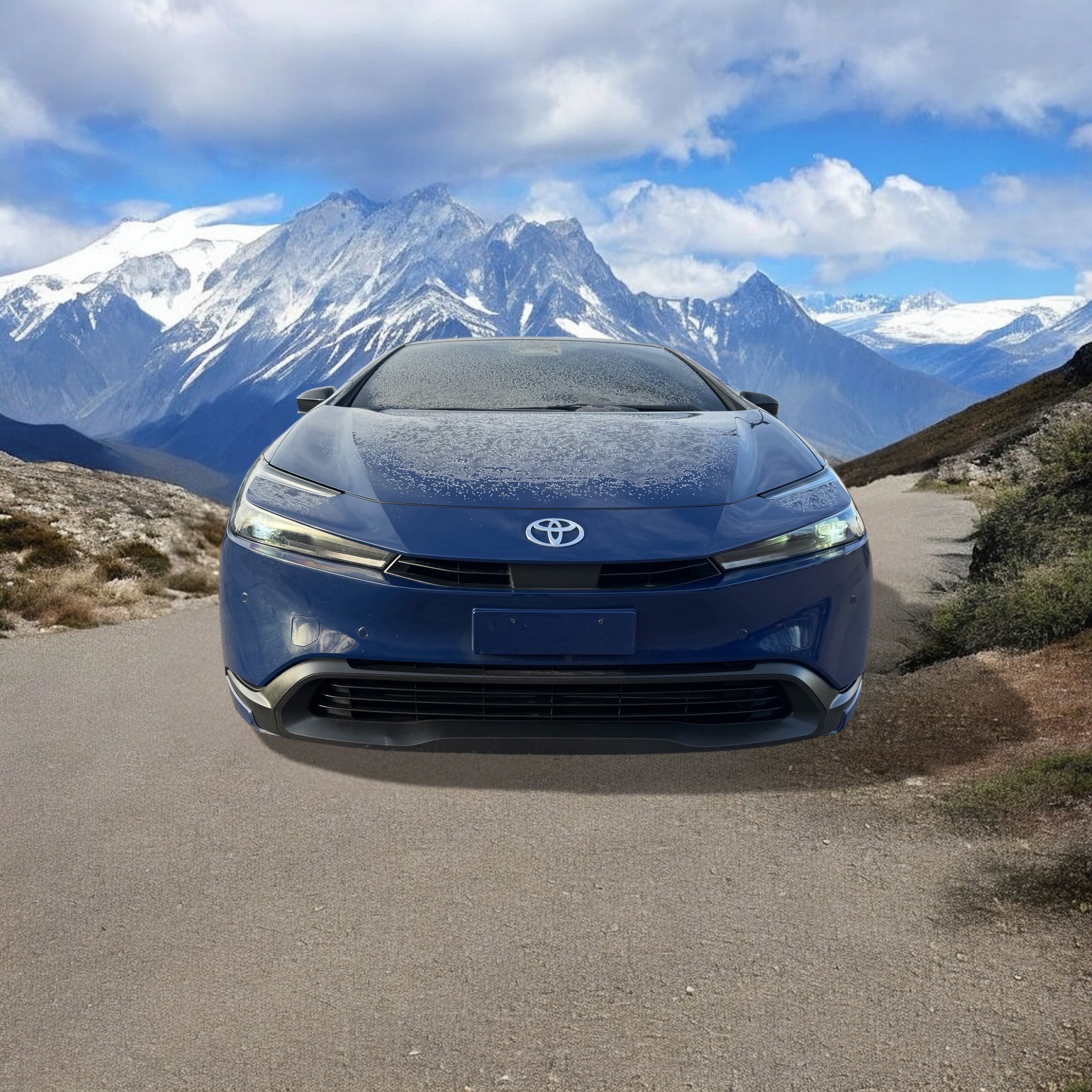Used 2023 Toyota Prius LE image 8