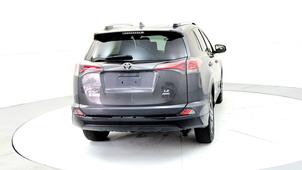 Used 2016 Toyota RAV4 LE AWD/4WD image 5