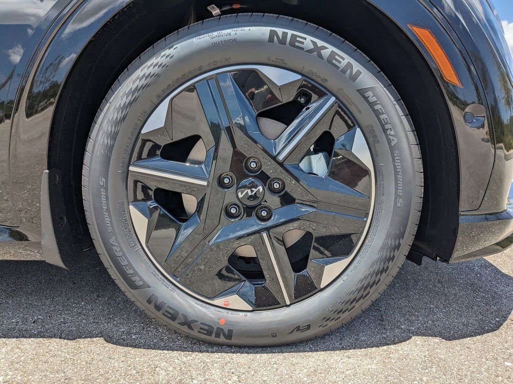 New 2025 Kia EV6 GT-Line RWD image 13