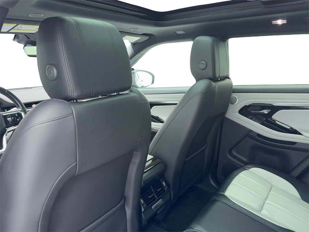 Used 2021 Land Rover Range Rover Evoque R-Dynamic SE image 39