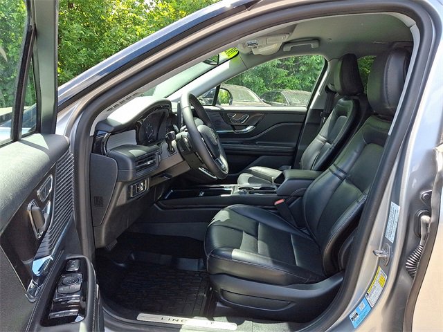 Used 2022 Lincoln Corsair AWD w/ Equipment Group 101A image 13