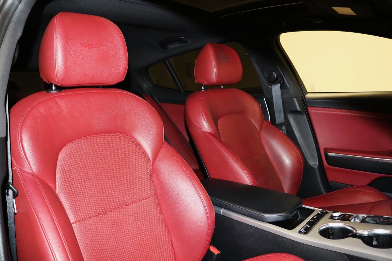 Used 2019 Kia Stinger GT1 RWD image 75