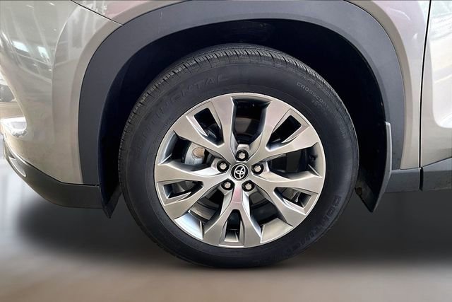 Used 2025 Toyota Grand Highlander FWD image 29
