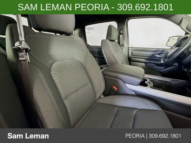 New 2026 RAM 1500 Express AWD/4WD image 25