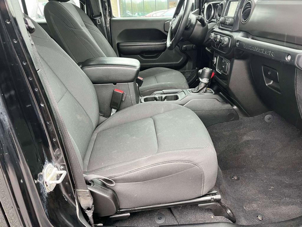 Used 2021 Jeep Wrangler Unlimited Sport image 11