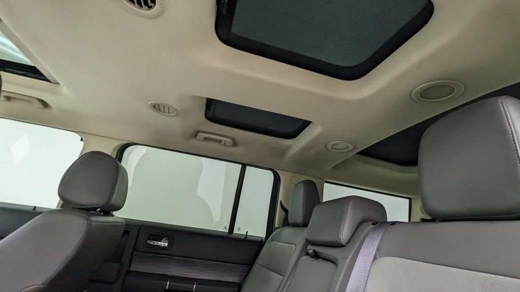Used 2019 Ford Flex Limited w/ Limited Appearance Package AWD/4WD image 37