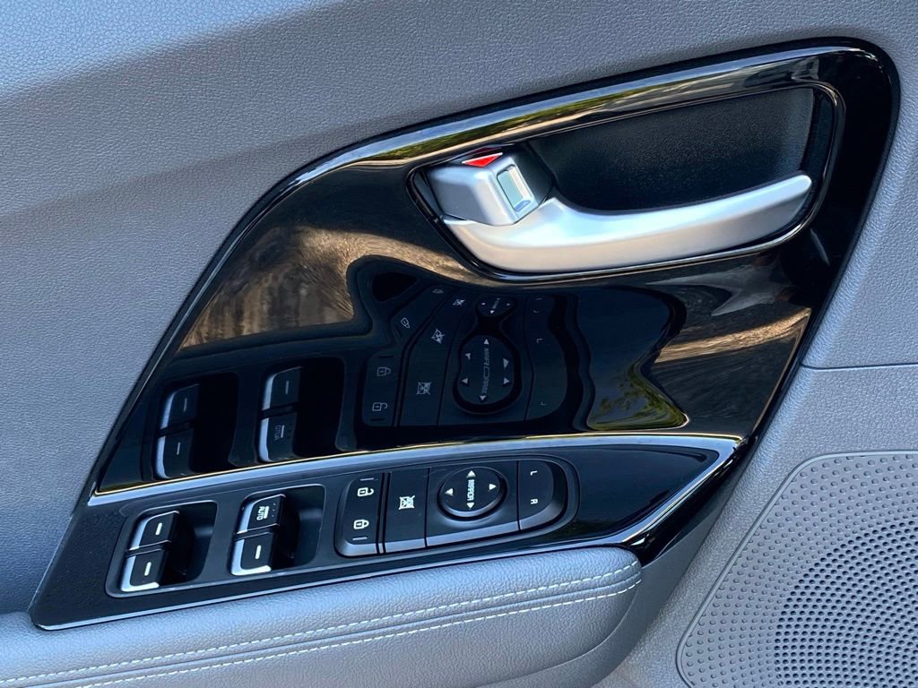 Used 2022 Kia Niro LXS w/ Digital Cluster Package FWD image 22