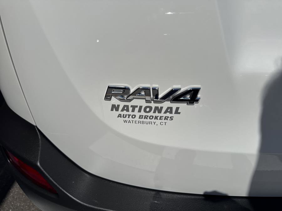 Used 2015 Toyota RAV4 XLE image 42