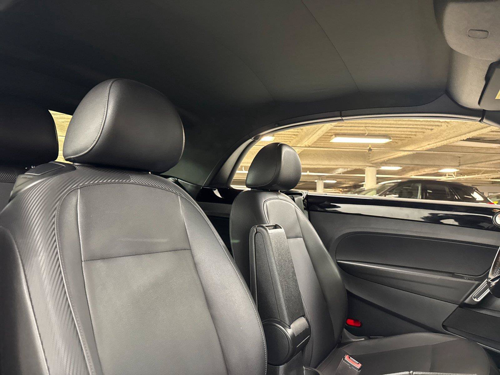 Used 2018 Volkswagen Beetle 2.0T FWD image 16