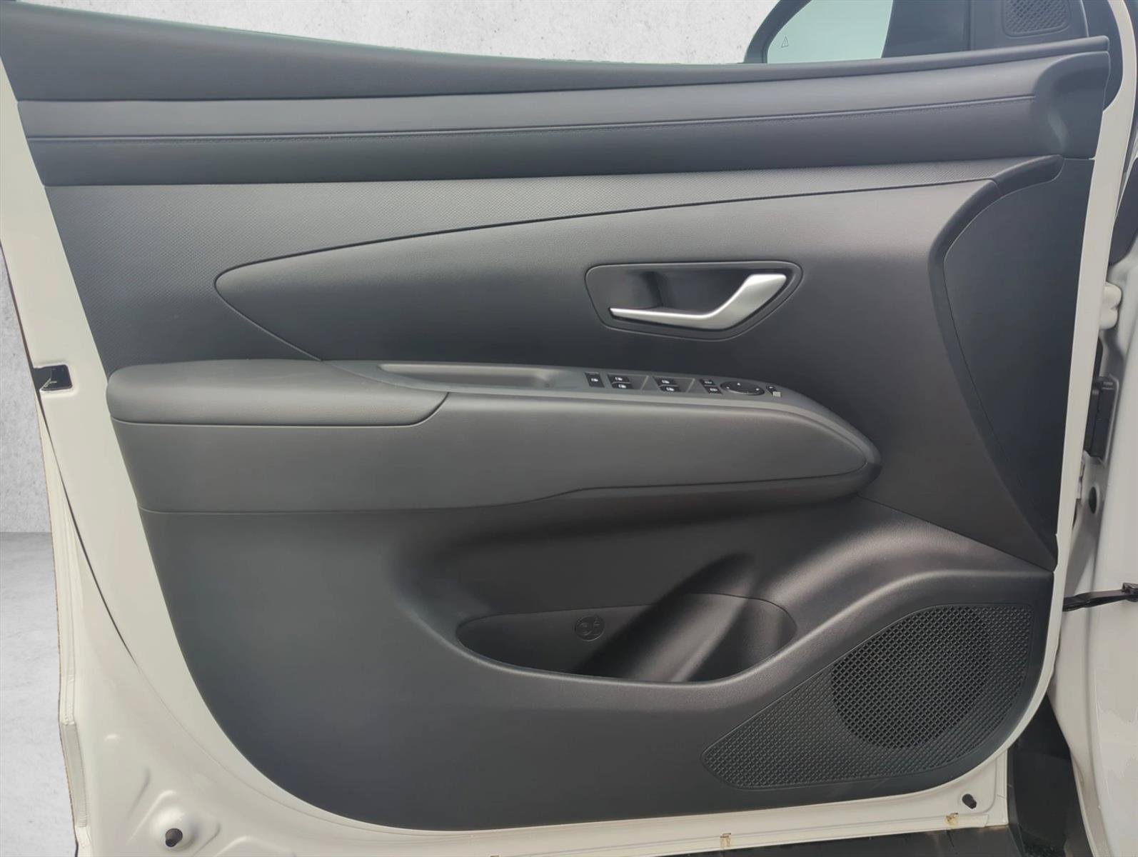New 2026 Hyundai Santa Cruz SEL FWD image 13