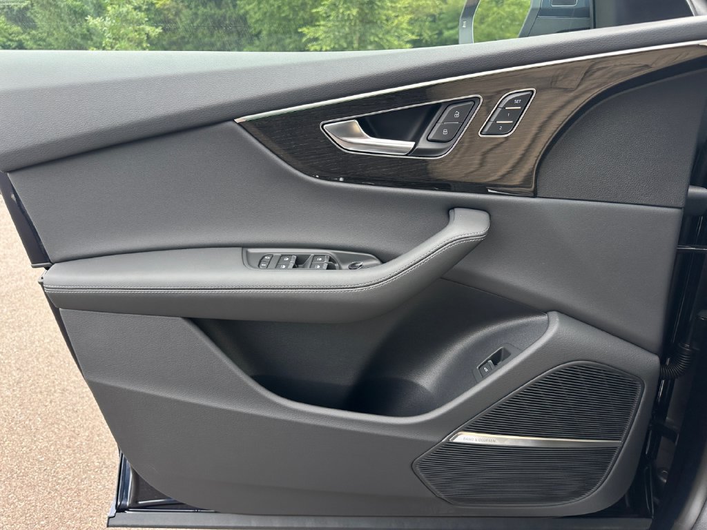 New 2026 Audi Q8 Premium Plus AWD/4WD image 24