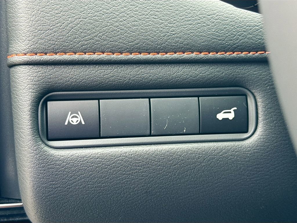 New 2025 Nissan Armada PRO-4X image 10