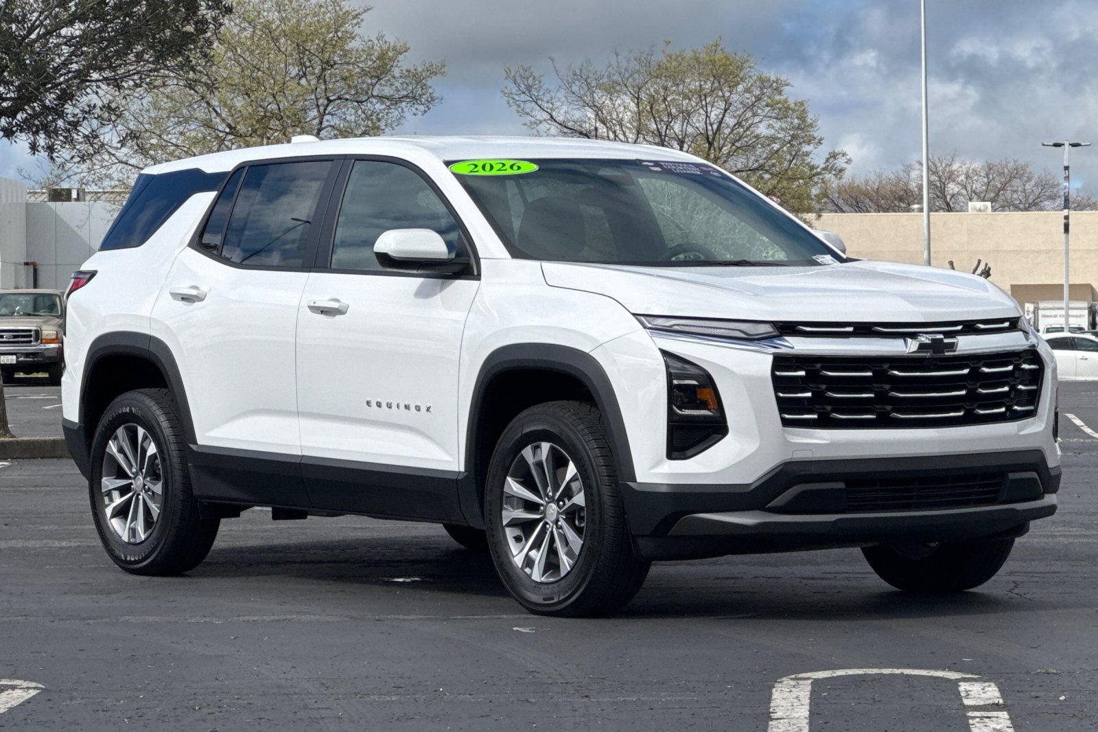 Used 2026 Chevrolet Equinox LT w/ LPO, Floor Liner Package image 2